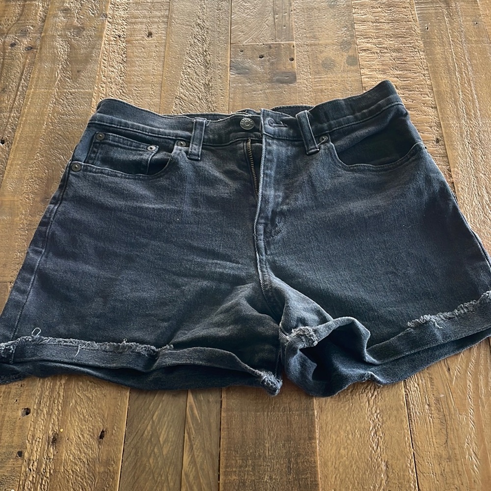 Black Madewell high rise shorts